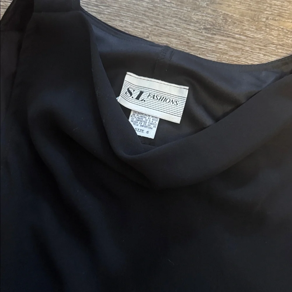 S.L. Fashions scoop neck cute black dress‎ 6